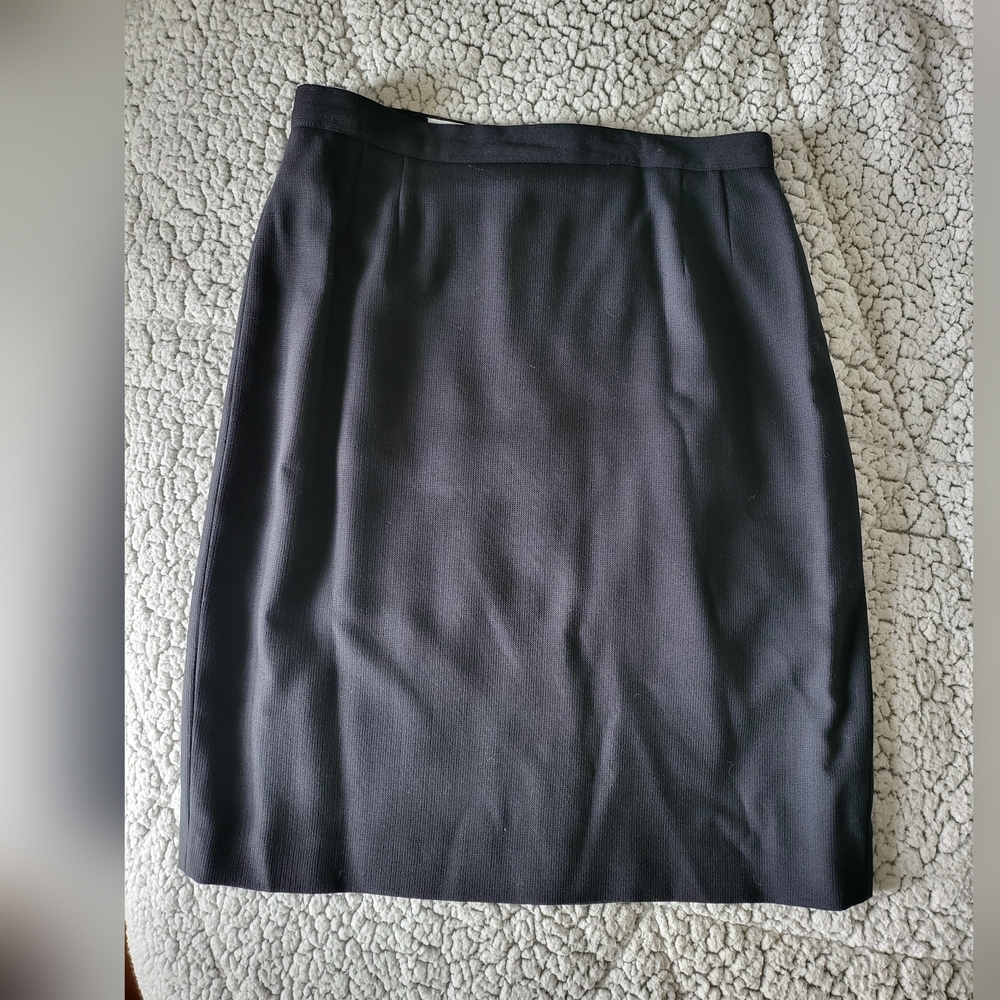 Giorgio Armani black pencil at the knee length skirt, size 12